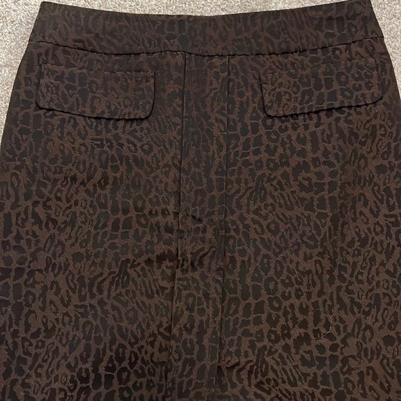 Ann Taylor Leopard Print Skirt - Picture 3 of 7
